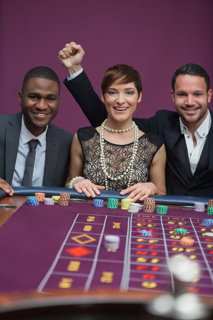 Ilustrasi dokumen hukum dan ketentuan dipahami dengan seksama